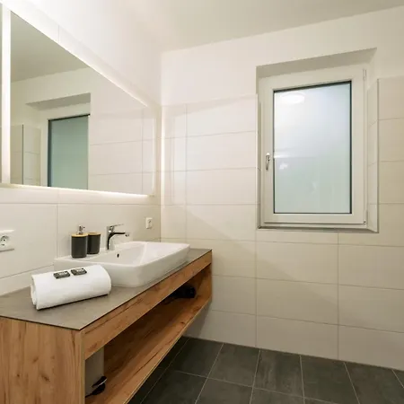 Апартаменти Sonnenhaus By Schladming-appartements Шладмінг